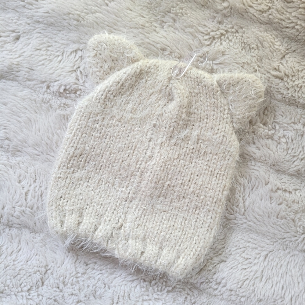 🍒NWOT🍒 GLAM CAT EARS BEANIE - Picture 4 of 5